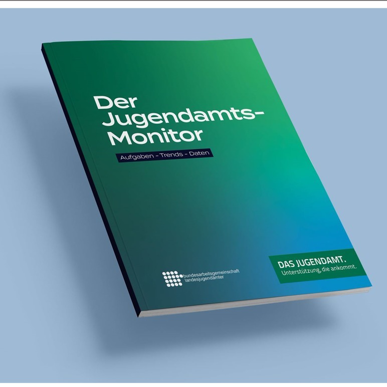 Titelseite des Berichts "Der Jugendamts-Monitor"